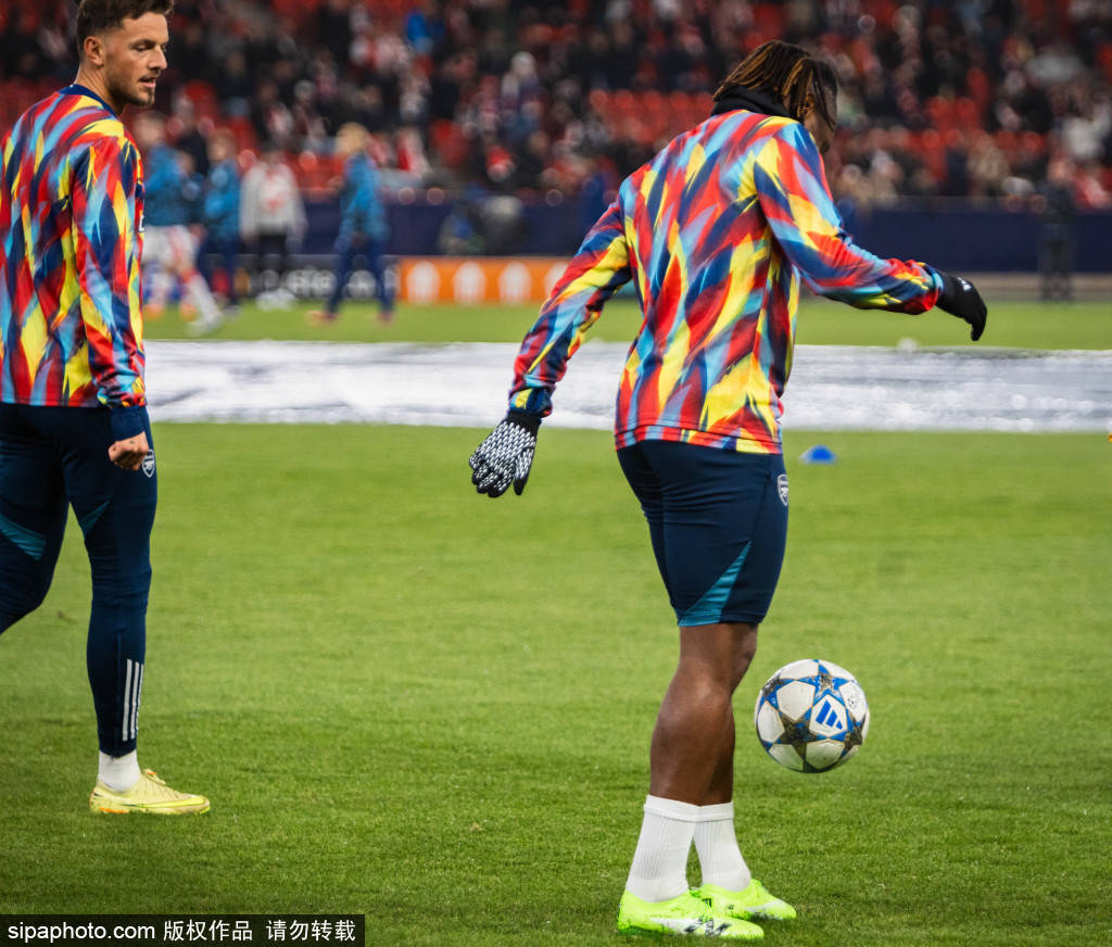 纽卡斯尔 vS 毕尔巴鄂竞技
_7场零封+2.5亿砸出冠军相！阿森纳领跑9分纽卡斯尔 vS 毕尔巴鄂竞技
，22年魔咒要破了？